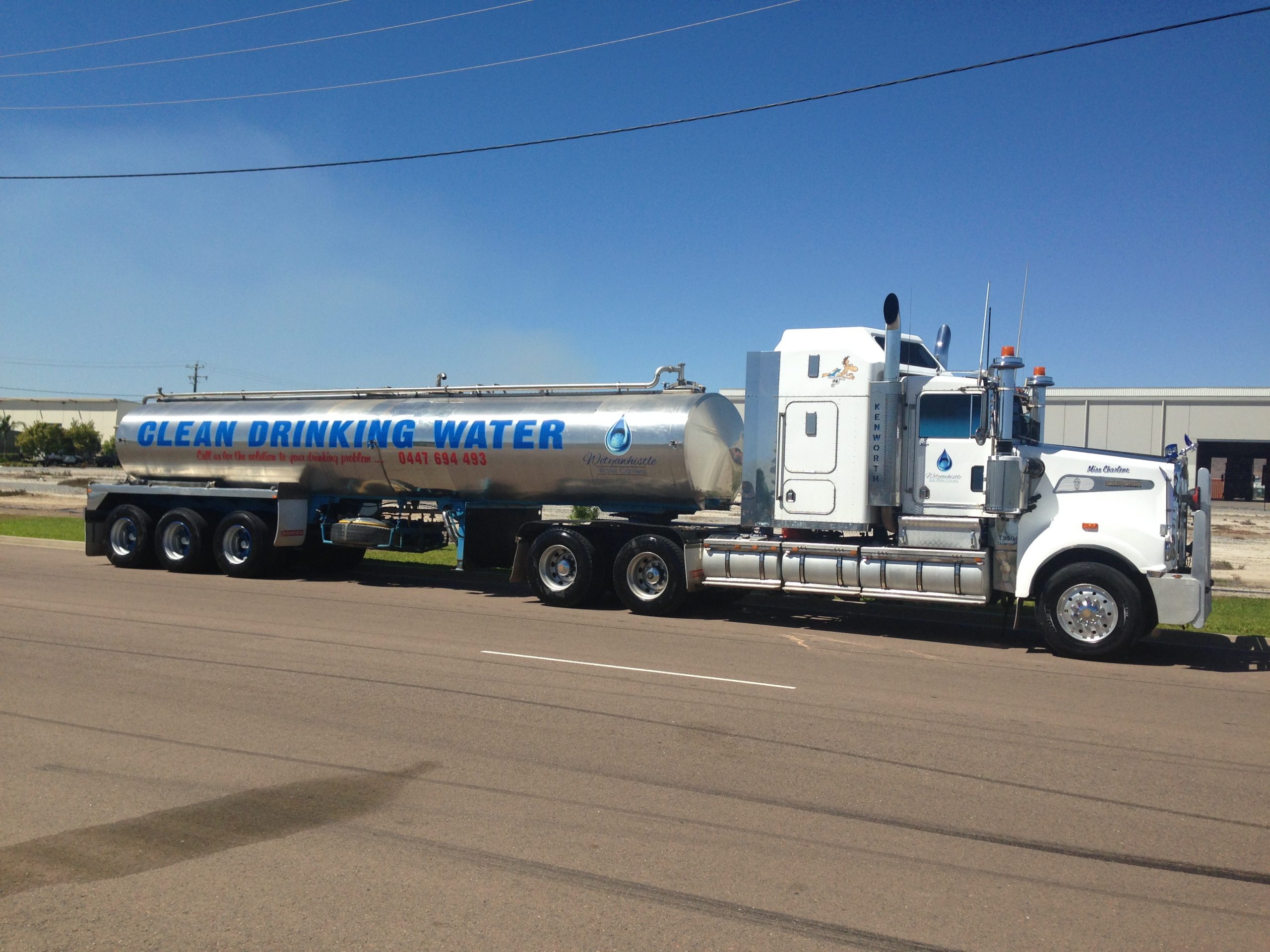 Water delivery truck